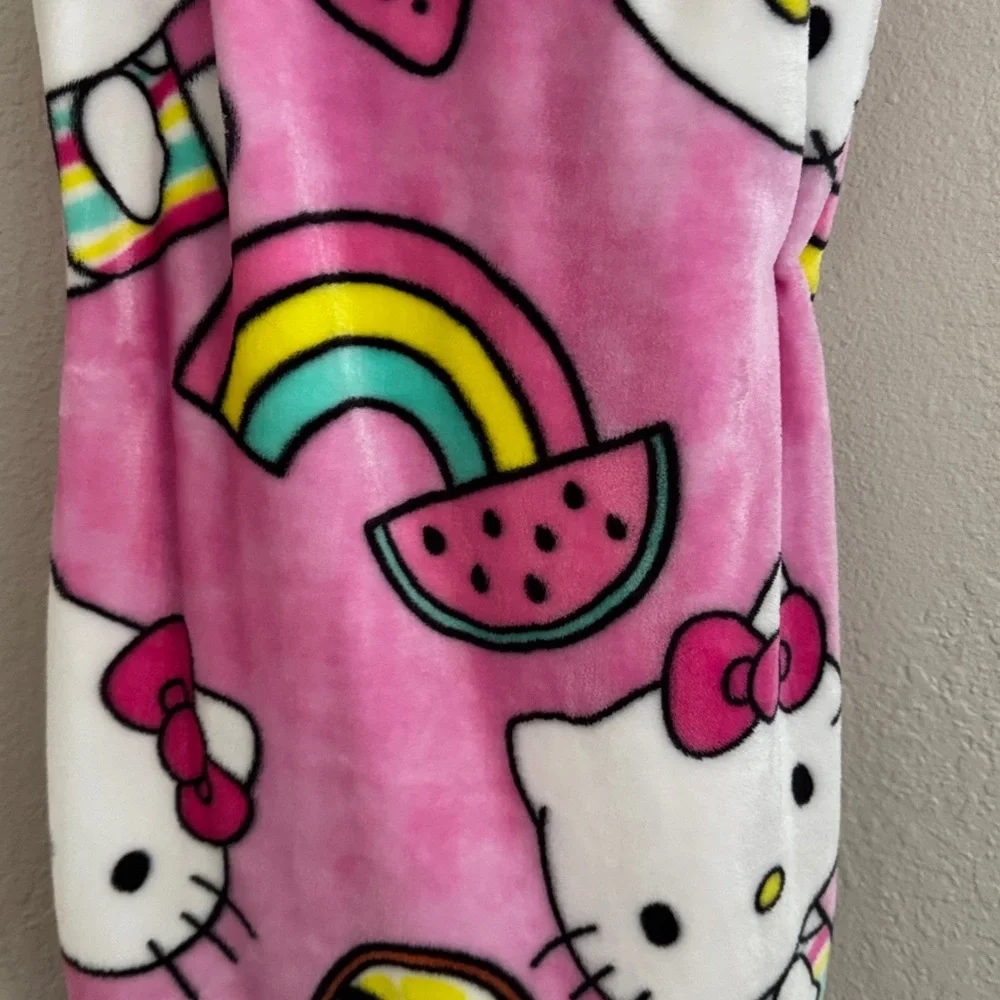 HELLO KITTY THE DYE RAINBOW THROW (FIRM PRICE)